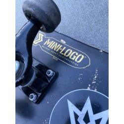 Skateboard (mini logo)