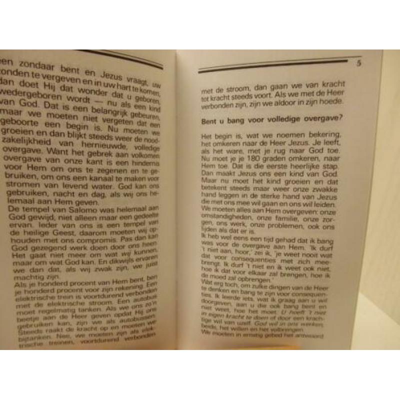 Corrie ten Boom - Overgave. De vreugde van het vertrouwen in