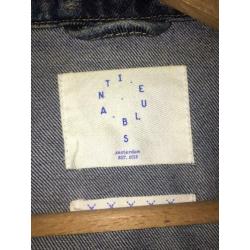 **Stoere denim jas**
