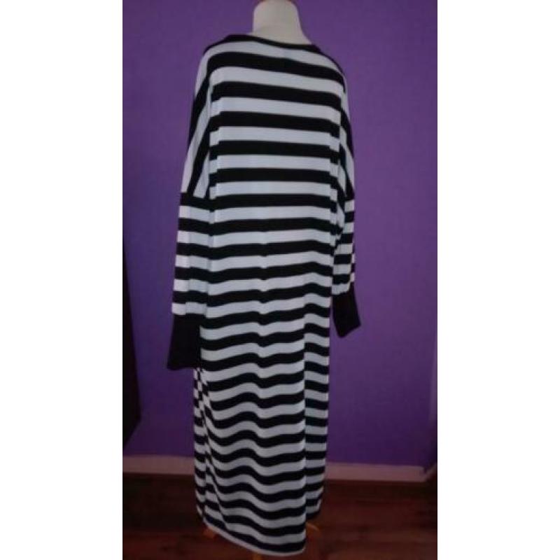 lange oversized zwart wit gestreepte jurk (XXXXL)