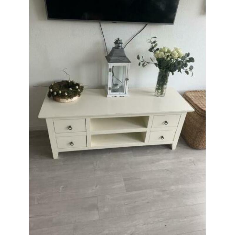 Kast Tv meubel 150X55x60 Crème kleur by de Bommel gekocht