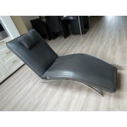 Lederen design lig-/relax stoel, elektr. verstelbaar z.g.a.n