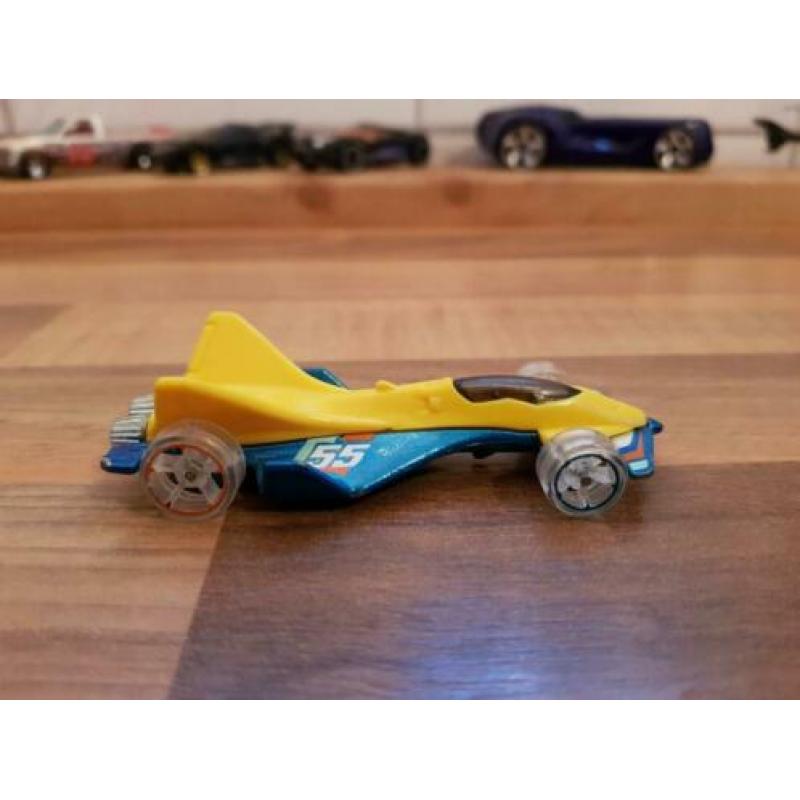 Hotwheels Cloud Cutter