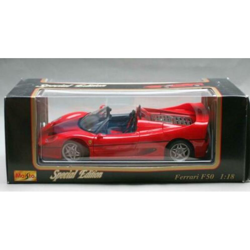 Ferrari nog 4 stuks 1:18