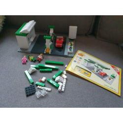 Lego limeted edition bp pomp niet compleet