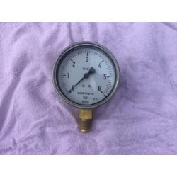 Econosto manometers 0-6 of 0-10 bar.