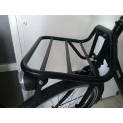 Voor bagagedrager fiets