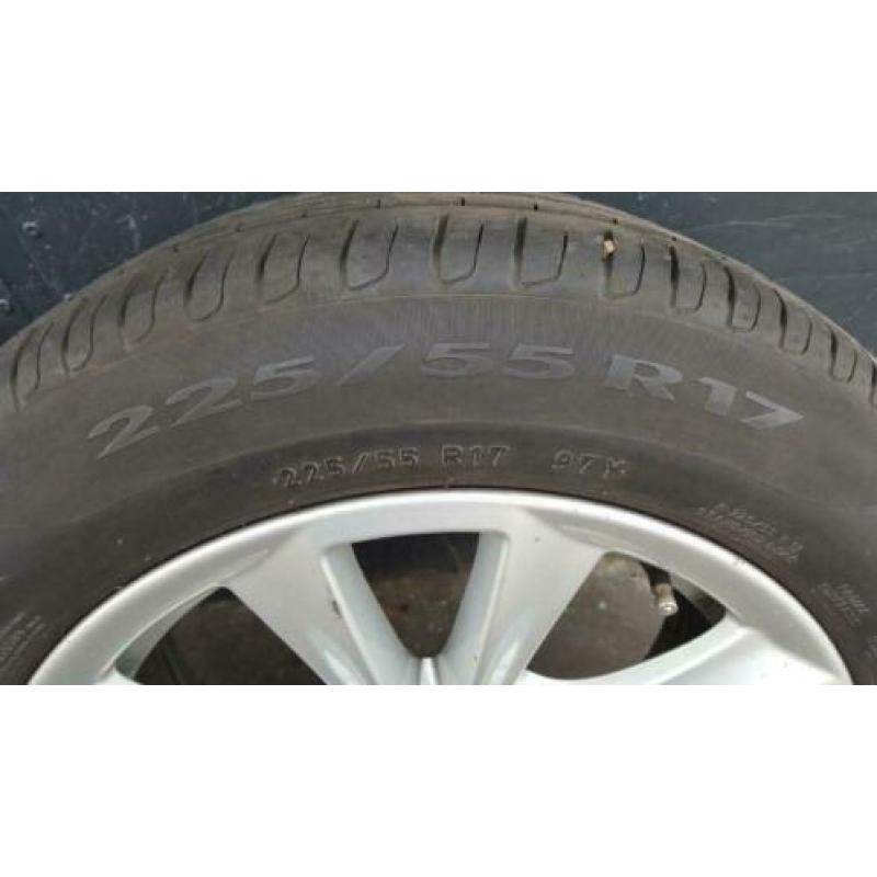 F10 F11 Velgen met Banden 225 55 R17 5 serie 6780720 BMW 236