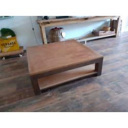 Vierkante salontafel te koop