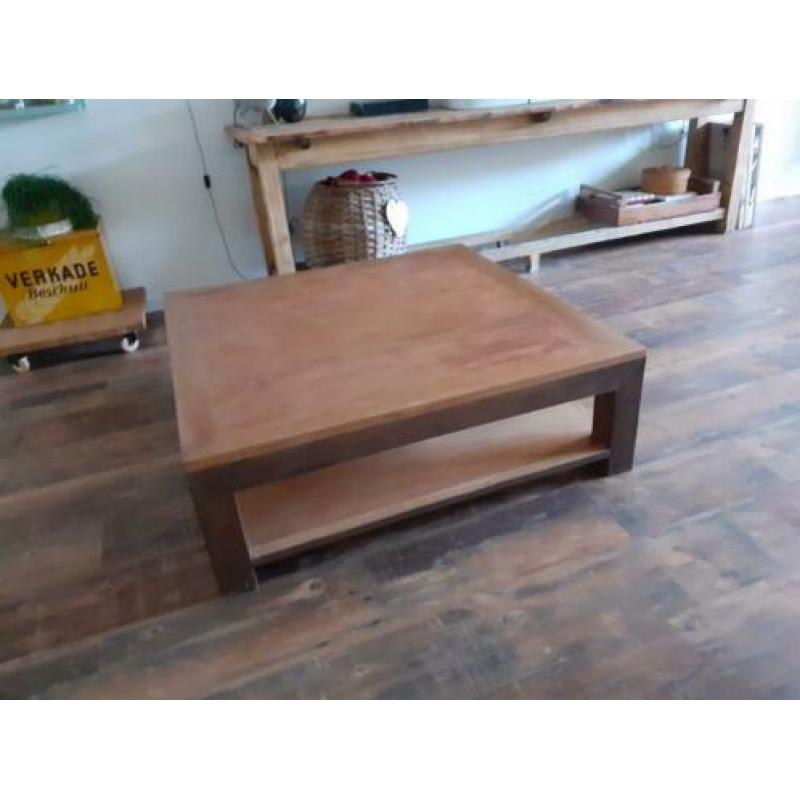 Vierkante salontafel te koop
