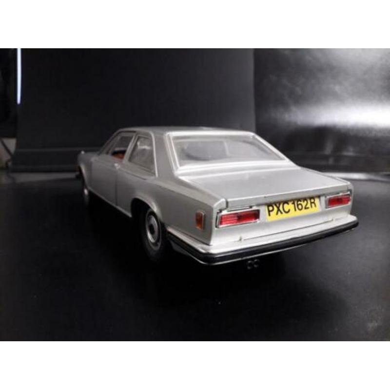 Rolls Royce Camarque Burago 1:22