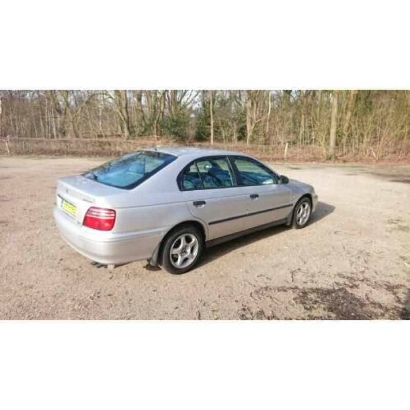 Honda accord 2.0 LS i