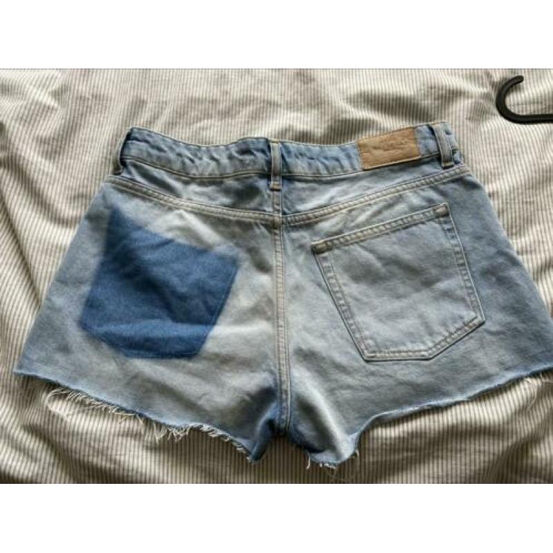Short Bershka
