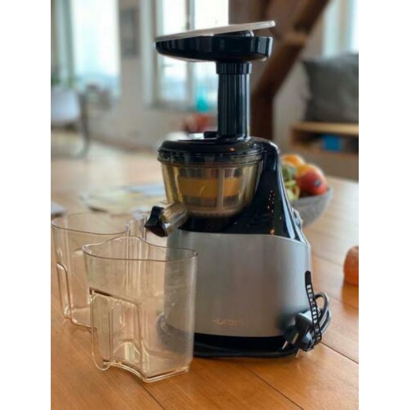 Hurom Slow Juicer