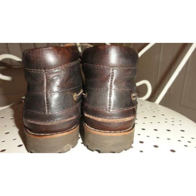 Halfhoge stevige bruine leren schoenen van Human Nature