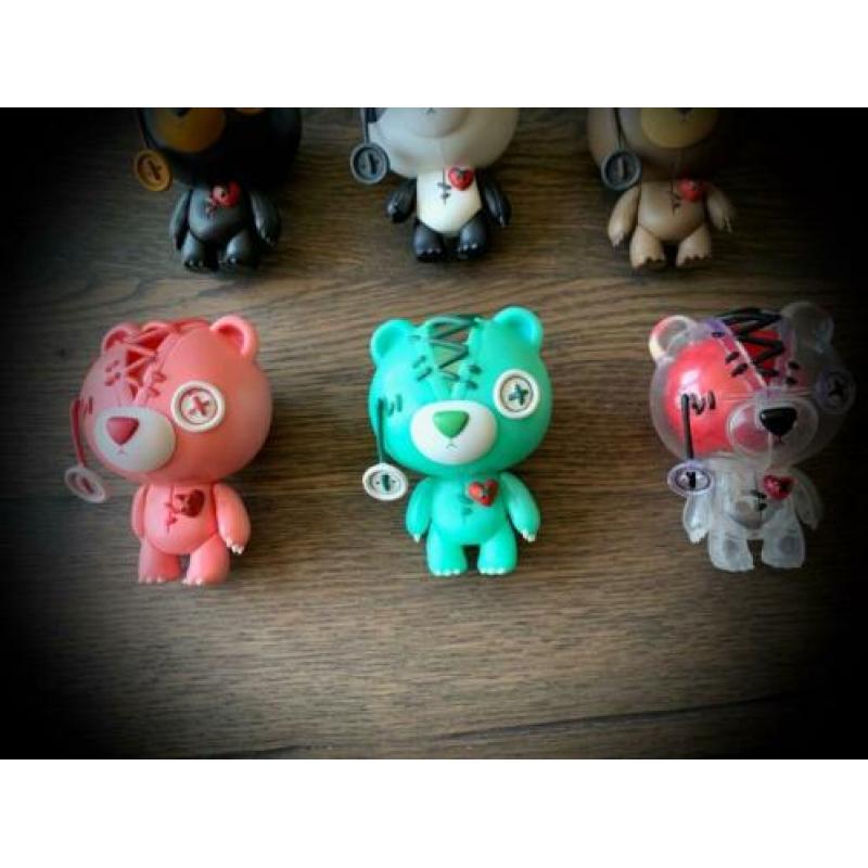 Teddy teddybeer beer popje verzamel item designer toys pop