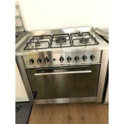 Indesit 5-pits gasfornuis met oven 90 cm breed