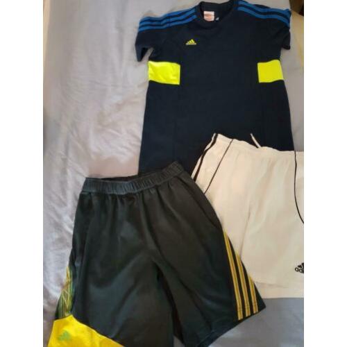 Setje Adidas. Shirt en 2 sportbroekjes. XS 164 176