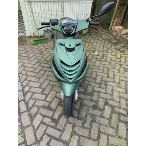 Piaggio zip 4T 2015 Mat groen
