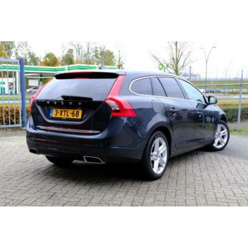 Volvo V60 2.4 D6 AWD Plug-In Hybrid Summum Aut. Xenon/Leder/