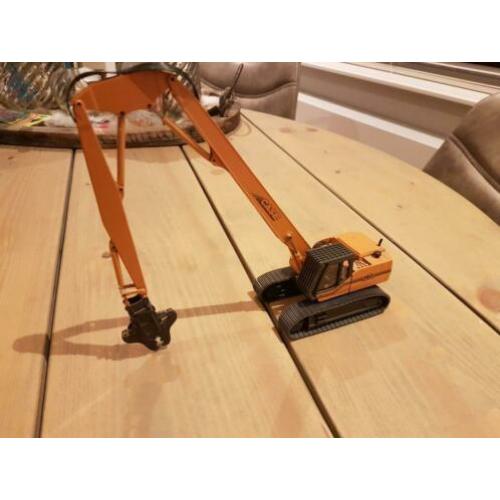 Conrad case 1488 demolition long stick sloopkraan