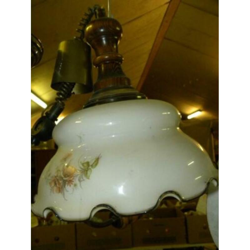 set van 2 hanglampen. glazen kelken met bloemen