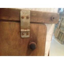 Brocante oud houten luik - luikje - deurtje