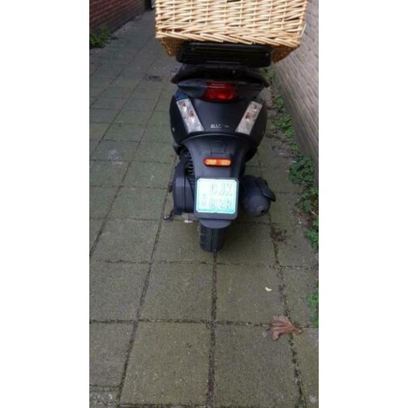Piaggio zip