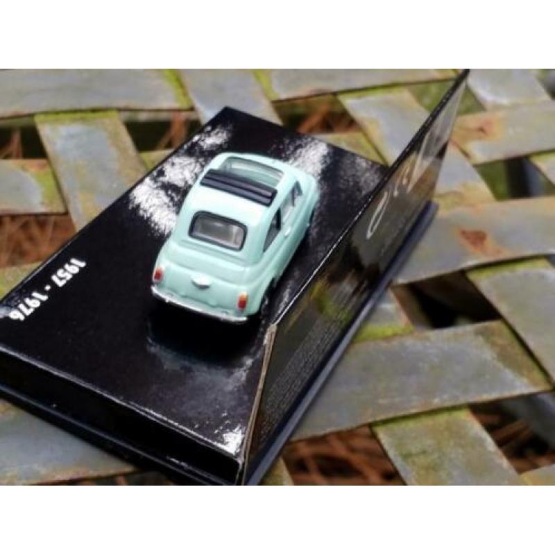 Fiat 500 Minichamps 1/64 lichtgroen