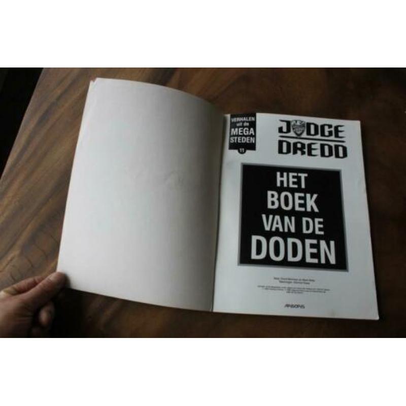 1 x Judge Dredd, sc