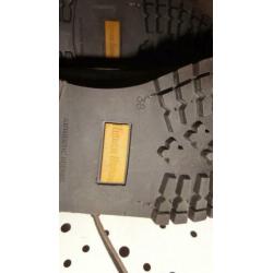 Halfhoge stevige bruine leren schoenen van Human Nature