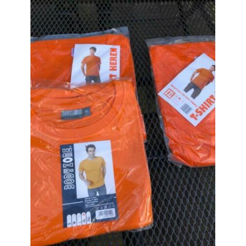 Oranje t-shirts!