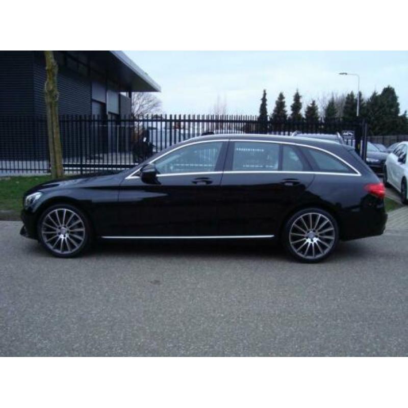 Mercedes-Benz C-Klasse Estate 250 CDI Avantgarde Automaat 19
