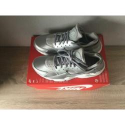 Nike Air Huarache Run Special Schoenen Sneakers Maat 43