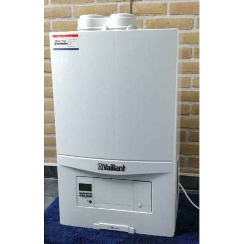 Vaillant Eco Tec Classic uit 2015, incl. VRT350