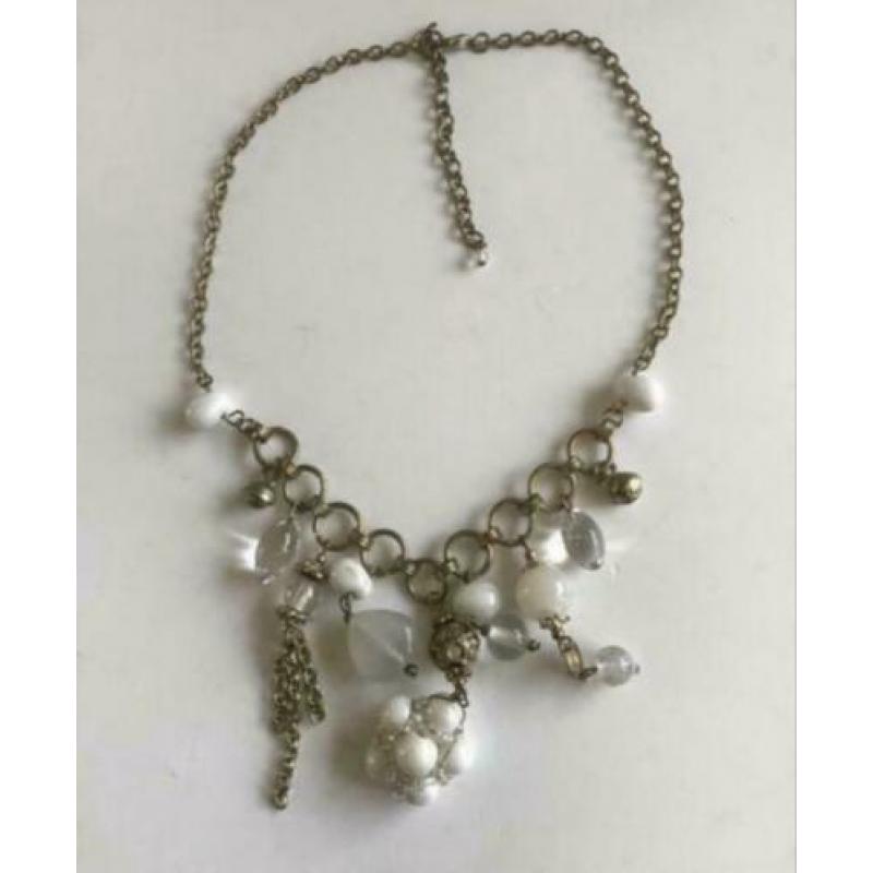 Volle bedel/Stenen ketting