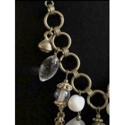 Volle bedel/Stenen ketting