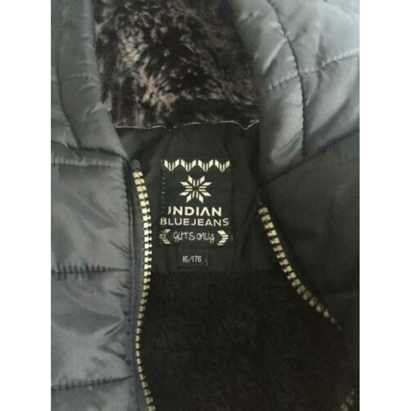 Mooie Indian Blue Jeans winterjas maat 176, zgan!