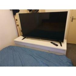 HKC 50" 4K Ultra HD Android Smart TV