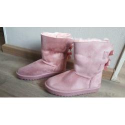 Partij roze laarsjes 7 paar.