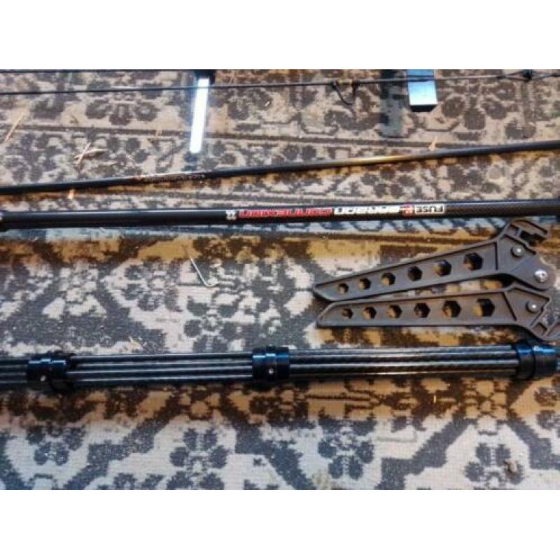 Hoyt striker carbonite rh 50-60 #