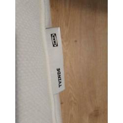 IKEA dekmatrassen (twee types, zie tekst)