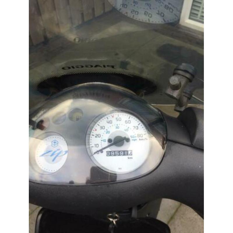 Piaggio zip 2017