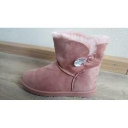 Partij roze laarsjes 7 paar.