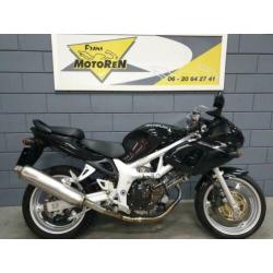 SUZUKI SV 650 S sv650 2002 met maar 3229km als nieuw