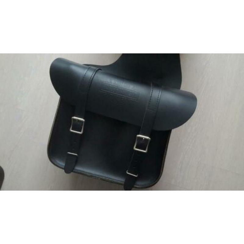 Tassenset leder voor XL Sportster / FXD Dyna / Softail