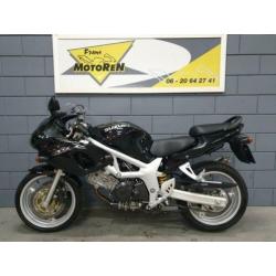 SUZUKI SV 650 S sv650 2002 met maar 3229km als nieuw