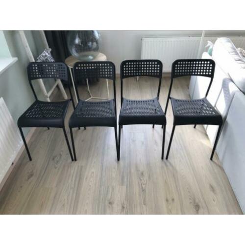Vier Adde Ikea eetkamerstoelen zwart