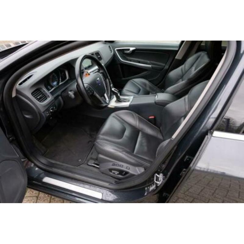Volvo V60 2.4 D6 AWD Plug-In Hybrid Summum Aut. Xenon/Leder/
