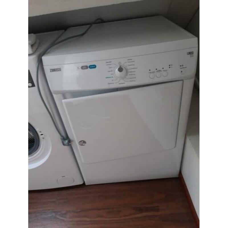Zanussi 7kg wasdroger. Zeer weinig gebruikt, dus als nieuw.